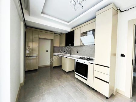 Yeniken Mendereste 2+1 Ful Yapılı Ara Kat Sıfır Daire