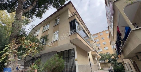 Esat Seyran Tutumlu Sokakta Katta Satılık