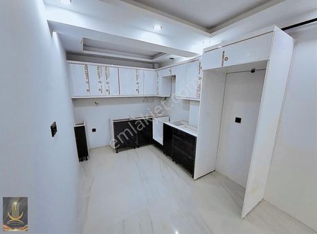 Poyraz Emlaktan 71 Evler Mah.kafkas Cad .yakını 2+0 70 M2 Daire