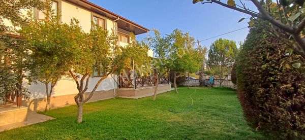 Milas Ören Yalı Mevkiinde Denize 400 M Mesafesi Olan 2 Adet Yazlık Ev Satılık