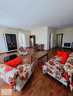 Kolejde Merkezi Konumda 3+1eşyalı Kiralık Daire