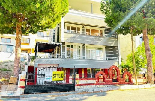 Aliağa Yalı Mh. Deniz Manzaralı Ve Müştelatlı 6+2 Villa