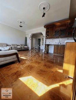 Metroya 6 Dakika Yürüme Mesafesinde, 135 M² Geniş 3+1