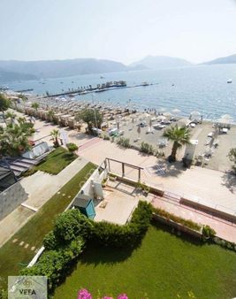 Marmarisin En Prestijli Sitesinde, Özel Plajlı Satılık Daire