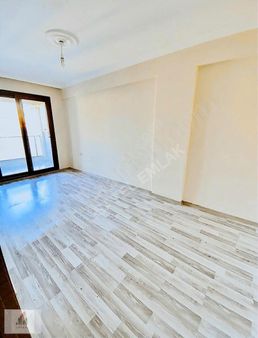 Üçyol Metro 2dk Yeni Bina Asansör Otopark