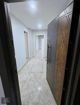 Meşale İş Merkezinde Satılık Ofis