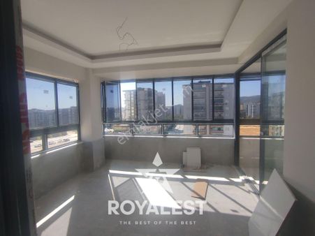 Royalest'ten Fıstıklı'da Sıfır Hasarsız Lüks Geniş Daire