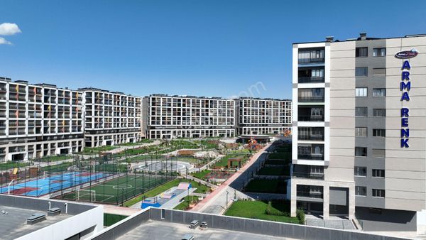 Farklı Bir Yaşam: Arma Renk Sitesi'nde Satılık 4+1 Arakat Daire!