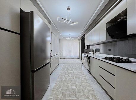 Burak'tan Özel İşçilikli Projede! K.garajlı 195m²ultralüx 4+1ler