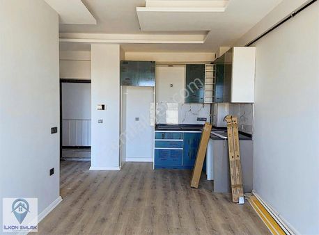 Taşpınar Erbo Apartmanında Ara Kat Sıfır Geniş 1+1