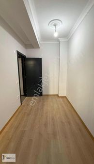 Adliyeye Metroya Yakın Sıfır Otoparklı 2+1 Kiralık Daire