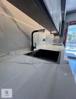 Bağbaşi Nin En Güzel Yerinde Yeni Yol Üstü Ana Yola Yakin