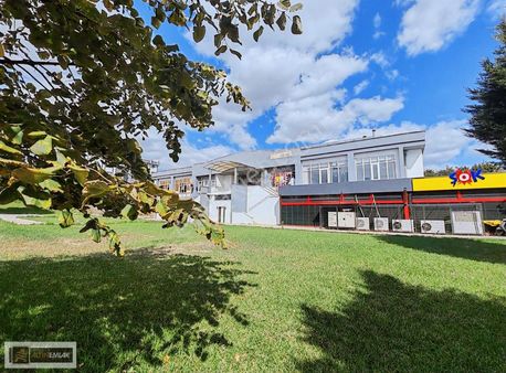 Süleymanpaşa Bahçelievler Mh. Toki Avm'nin İçinde Kiralık İşyeri