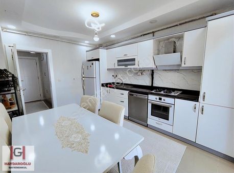 Karataş Şahintepe Mah'de Satılık Geniş Full Bakımlı 2+1 Daire