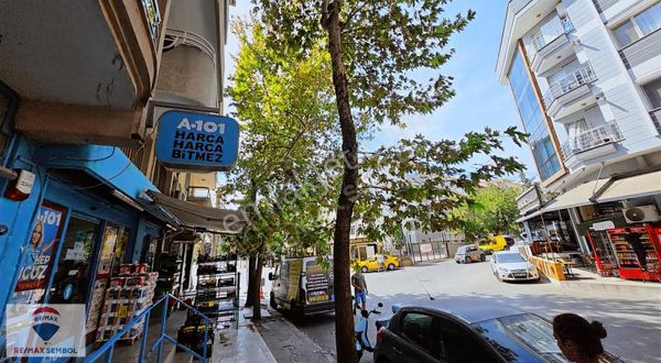 Buca İşçievlerinde İşlek Lokasyonda Kurumsal Kiracılı Dükkan