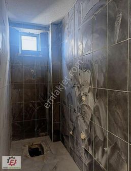 Çayırova Akse'de Satılık Arakat Daıre