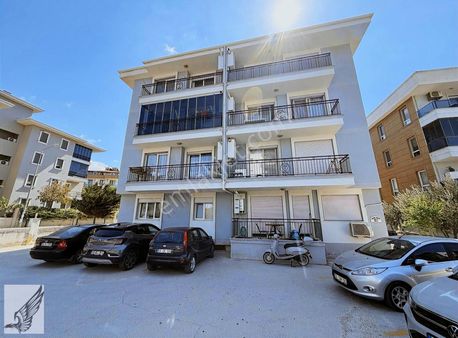 Camikebir Mahallesinde Geniş Ferah Kapalı Mutfak 3+1 Daire