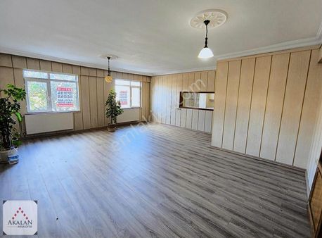 Atatürk Bulvarına Cephe Tabela Değeri Yüksek Satılık 2+1