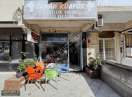 İzmir Karşıyaka Bostanlıda Merkezi Konumda Kiracılı Dükkan