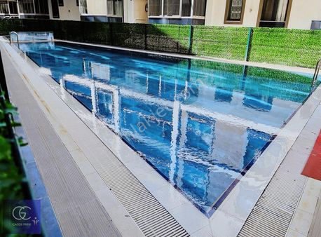 Yetkili Cadde'den Prestijli Site İçi Full Donanımlı Lüks Satılık