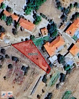 Köy İçi 586 M2 Trk Tapu İster Bahçe İster Villa Yapın...!!!