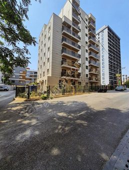 Buca Yaylacık'ta Prestijli Ve Donanımlı 1+1 Satılık Daire