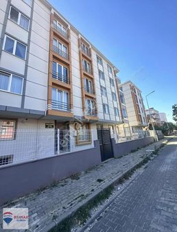Lüleburgaz Halis Evler Sitesinde Satılık 3+1 Daire