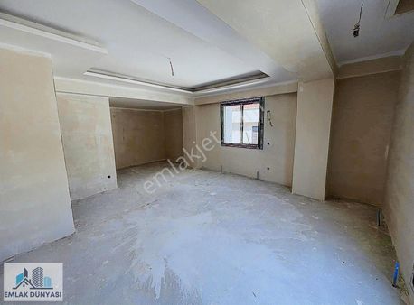 Emlak Dünyasından Altayçeşmede Geniş Teraslı Sıfır Dubleks Daire