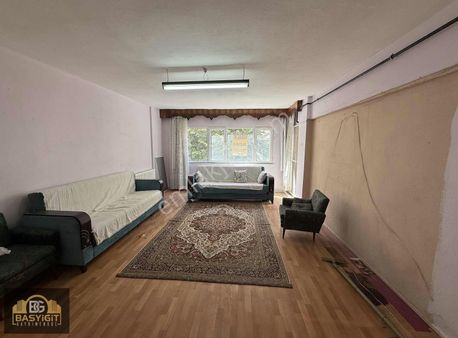 Paşa Mah.2+1,95m2 Kiralık Daire ,ofis Yapımına Uygun