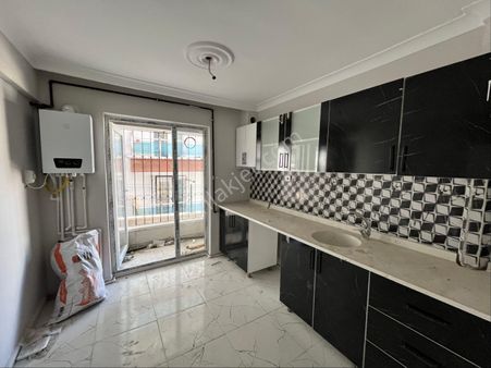 Mamak Ekin Mahallesinde 2+1 Giriş Kat Daire