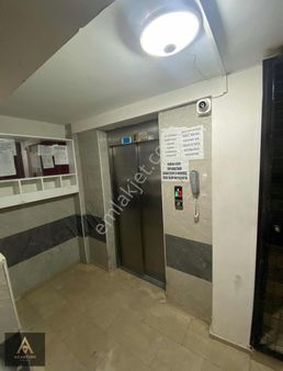 Hürriyet Caddesi Üzerinde Balkonlu Kampüse Yakın Geniş 1+1