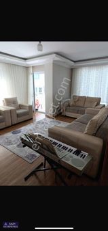 Beylikdüzü Yakuplu'da 2+1 Ebeveyn Banyolu Satılık Daire