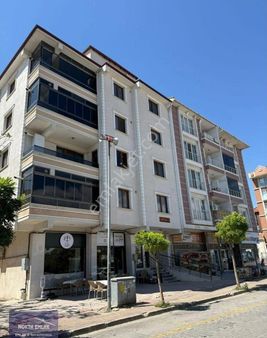 Nokta Emlak'dan Cumartesi Pazarı Cad. / Bodrum Katlı Dükkan