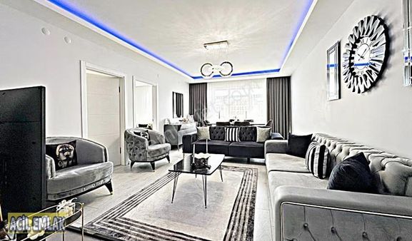 Fatih Caddesi Üniversite Yanı Metro Yakını Ultra Lüks Yapılı