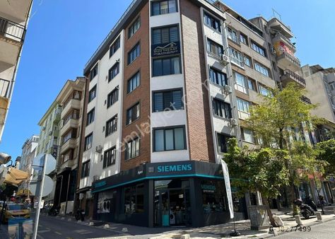 K00698 Ayhan Gezer Emlak'ta Çarşı Merkezde Kiralık Daire