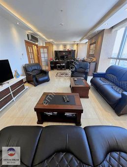 Atakent Rota Ofis Tadilatlı Ve Temiz Masrafsız Kiralık 2+1 Ofis