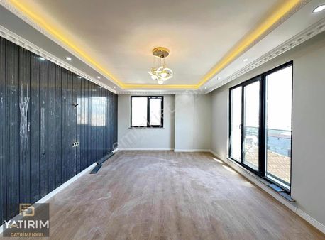 Kazım Karabekir Mah İstasyon Cad Yakını 4+1 200 M2 Dubleks