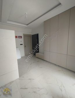 Özcan Ata'dan Esentepe Mah.sdatyum Karşısı 3.5+1 Satılık Daire