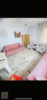 Özcan Atadan Esentepe De 3+1 Yapılı Uygun Satılık Arakat Daire