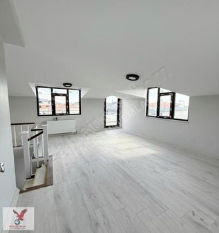 Avcılar Ambarlıda Ulaşıma Yakın Lokasyonda Sıfır 3+2 Dublex