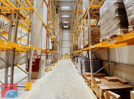 Gül Demirelden Çayırovada 6.500 M² Hazır Kiralık Depo