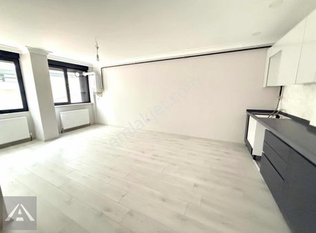 İdealtepe'de Masrafsız Yeni Bina'da Geniş 2+1