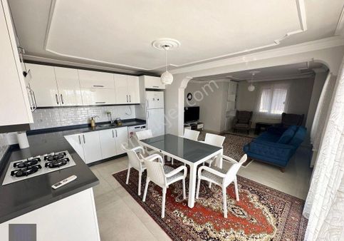 Seferihisar Doğanbeyde Kiralık 3+1 Eşyalı Daire Denize 250 Metre Mesafede