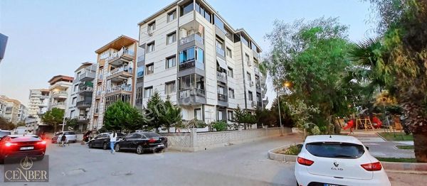 Uğurmumcu'da Kapalı Teraslı Pazar Pazarı Sk.da 4+1 Dublex Acil