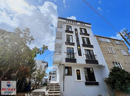 Çayırova Emek Mah. 3+1 Sıfır Ara Kat Satılık Daire