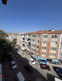 Liva'dan Atatürk Mahallesinde Kiralık 3+1 Daire