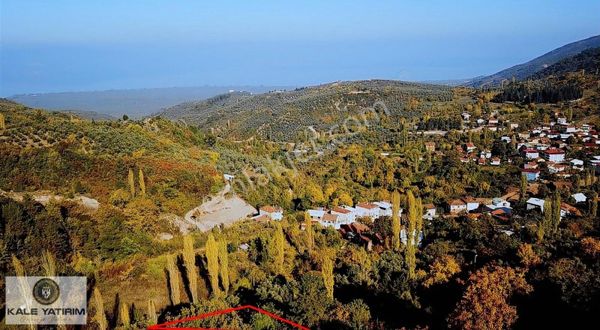 Kaleden Yenisölözde 127m² Göl Manzaralı Hobi Bahçesi