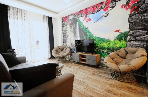 Yüksek Giriş Katta Eşyalı Satılık 1+1 Daire