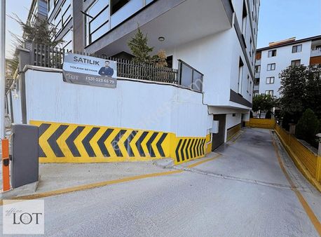 Adalet Mahallesi'nde Satılık 3.5+1 180 M2 Bahçe Katı Daire