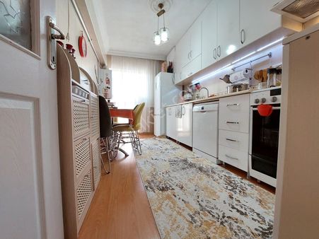 Piyade Mah İstasyon Cadde Yakını Satılık 3+1 Katta Öncephe Daire